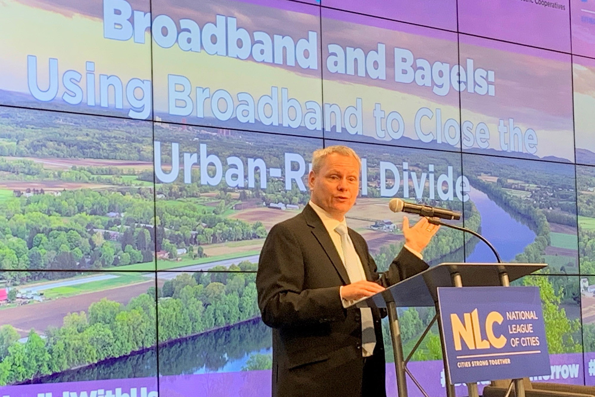 NRECA Report Pole Attachment Fees Not a Barrier to Rural Broadband